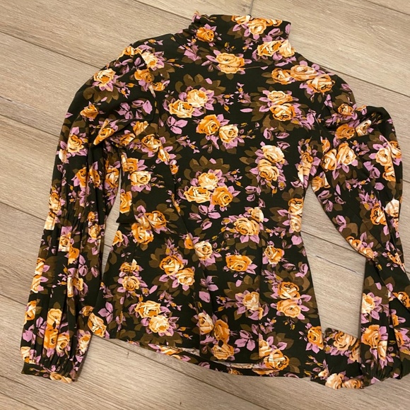 Anthropologie floral puff sleeve top - Picture 2 of 5